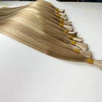 Cheveux humains russes bruts haut de gamme avec texture européenne, extensions blondes glacées, choix professionnel pour les tresseurs de luxe