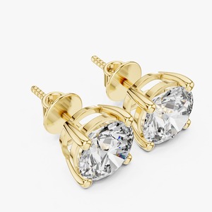 Boucles d'oreilles clous en diamant taille ovale en or jaune, bijoux de mariage classiques pour femme - Product Image 1