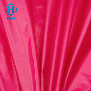 Tessuto in Nylon Taffetà 20D Ultraleggero 400T Traspirante e Impermeabile per Abbigliamento Sportivo Maschile, Utilizzato per Giacche Imbottite e <span class=keywords><strong>Sacchi</strong></span> <span class=keywords><strong>a</strong></span> <span class=keywords><strong>Pelo</strong></span> - Product Image 4