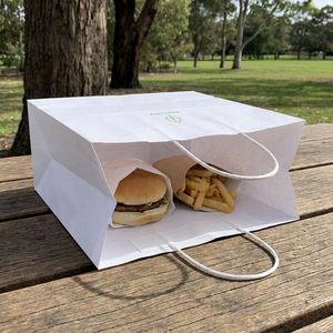 Bolsas de Papel Kraft Marrón, Blanco y Negro Personalizadas con su Propio Logotipo para Compras y Comida para Llevar, con Asas Retorcidas - Product Image 3