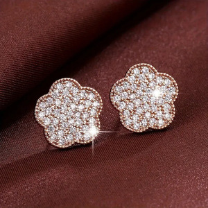 Eleganti Orecchini a Perno a Forma di Quadrifoglio, Stile Coreano Minimalista, Gioielli di Lusso per Donna, Uso Quotidiano, Regalo Chic - Product Image 5