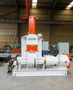 Malaxeur interne en caoutchouc de type fermé 55L avec rampe pneumatique supérieure et déchargement hydraulique inclinable pour le mélange de caoutchouc naturel - Product Image 3