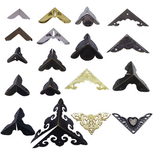 Protectores de Esquinas Hongzun para Marcos de Fotos, Diseño de Murciélago y Pájaro, Acero Inoxidable, 15 Modelos para Protección de Bordes de Cajas de Madera - Product Image 5