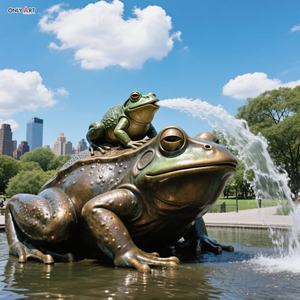 Personalizado al aire libre Ciudad Jardín Grande bronce <span class=keywords><strong>Animal</strong></span> Rana estatua ranas gigantes bronce escultura cascada fuente para la decoración del estanque público - Product Image 3