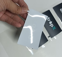 Film protecteur d'écran de téléphone portable en PU imprimé UV 5G résistant à l'eau, à l'huile, holographique, résistant aux UV, faible adhérence