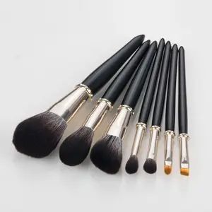 7pcs set di pennelli per trucco professionale di lusso nero personalizzato di buona qualità in stile giapponese all'ingrosso