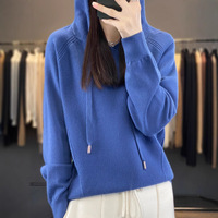 Sweat-shirt en tricot à capuche à la mode pour femmes 24 veste coupe ample populaire pour le printemps automne hiver avec techniques imprimées à la conception doublée