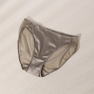 Comfortable Casual Silk Briefs for Women Breathable Knitted <strong>Underwear</strong> with Logo on <strong>Waist</strong> Disposable Panties - Product Image 5