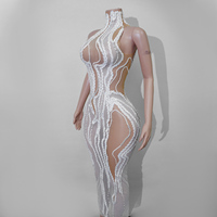 Couture Weißes Perlenbesetztes Kleid, Sexy Transparentes Mesh-Festkleid, Handgefertigte Diva-Bühnenkleidung für Roter-Teppich-Gala