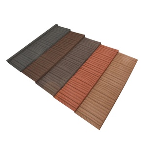 Tuiles de toit en métal revêtues de pierre de haute qualité Grain de bois/carreaux/carreaux romains Matériau de construction de nouvelle maison moderne - Product Image 1