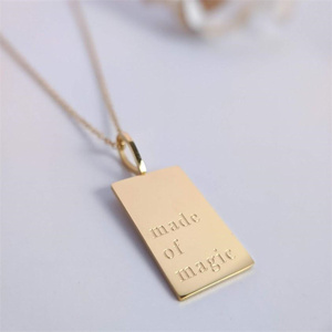 Collar de protección con revestimiento PVD dorado de 18K, joyería de acero inoxidable con grabado personalizado de Magic - Product Image 4