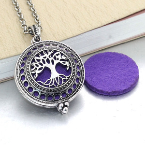 Collier diffuseur d'huiles essentielles vintage avec pendentif médaillon et tampons, bijoux d'aromathérapie - Product Image 3