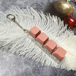 Teclado Mecánico de 4 Teclas Transfronterizo, Juguete Antiestrés de Plástico con Forma de Eje de Prueba, Llavero para Apretar con los Dedos - Product Image 4