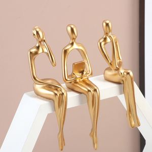 Statues en résine de haute qualité, dorées, décoration moderne pour la maison, décoration d'étagère, cadeaux de déménagement pour amis et famille, décoration intérieure - Product Image 2