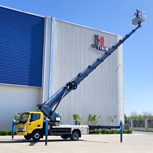 JIUHE 4x2 Camión <span class=keywords><strong>Plataforma</strong></span> Elevadora Telescópica Articulada con Cesta para Trabajos en Altura - Product Image 1