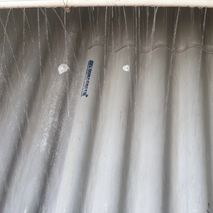 แผ่นหลังคาซีเมนต์ลูกฟูก PVA-คอนกรีตเสริมเหล็กคุณภาพสูงทนทานใช้ในโรงงานอุตสาหกรรม - Product Image 1