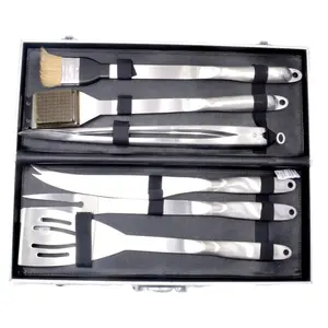 Set Alat Panggang BBQ dengan 6 Aksesori Barbekyu, Peralatan Baja Tahan Karat dengan Wadah Aluminium-Lengkap Luar Ruangan