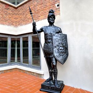 Artisanat en métal fait main personnalisé Figure Sculpture Bronze Laiton Soldat romain Statues à <span class=keywords><strong>vendre</strong></span> - Product Image 4