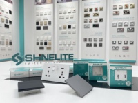 Prise multifonctionnelle Shinelite à prix d'usine 13A avec ports USB Type A et Type C