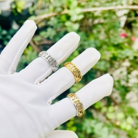 Prix de gros AB 2026 Nouveau style Bague ours ajourée large tressée pour femme en acier inoxydable