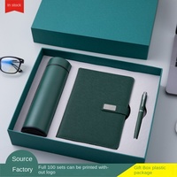 Coffret cadeau d'affaires vert foncé avec tasse chaude intelligente et cahier A5 format 100 feuilles couverture en cuir de style imprimé Logo personnalisé