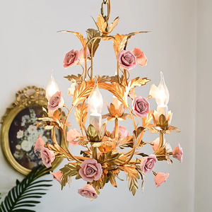Lampadario in Ferro Stile Retrò Francese Pastorale, Lampada a Candela per Negozio di Abbigliamento, Ristorante, Romantico per Soggiorno, Camera da Letto, Camera dei Bambini - Product Image 2