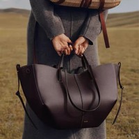 Sac fourre-tout en cuir PU marron tendance avec fermeture éclair pour femme, sac à bandoulière élégant, léger, durable, décontracté, grande capacité, hiver-printemps