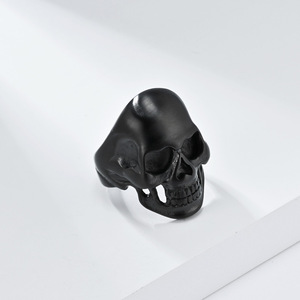 Retro dark punk skull <b>titanium</b> steel <b>ring</b> for men, personalized protective hip-hop jewelry manufacturer - Product Image 3