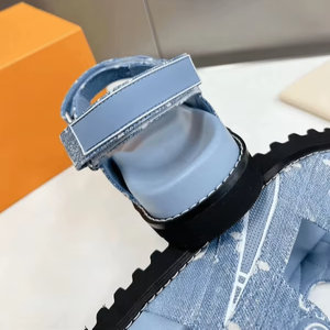 ARCHLIGHT 2025 – Nouvelles sandales décontractées pour femme en cuir PU à semelle épaisse, respirantes et souples, style vacances, pour la plage - Product Image 5