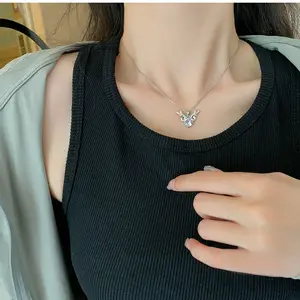 DAIHE Fashion Jewelry New Exquisite Deer Pendant Necklace Zircons Stainless Steel Necklaces For Women