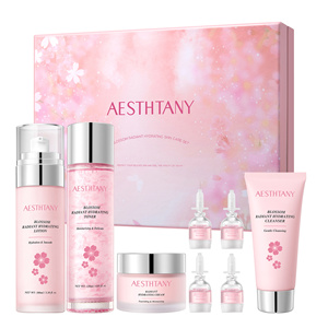 AESTHTANY OEM/ODM Kore Lüks Nemlendirici Kontrol Yağı Cilt Tonunu Aydınlatıcı Bakım Toneri Krem Serum Temizleyici 8 Parça Sakura Yüz Bakım Seti - Product Image 1