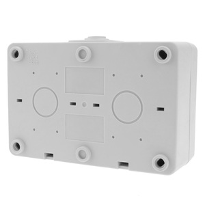 Schuko impermeabile con doppio interruttore, ideale per ambienti umidi ed esterni, offre sicurezza e controllo energetico. - Product Image 3