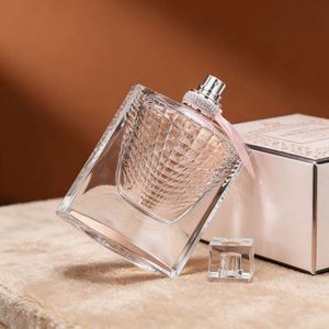 Precio de fábrica: Botellas de perfume transparentes con pulverizador, base gruesa, portátiles, con tapa de presión con diseño de escamas de pez, recargables, bajo pedido mínimo - Product Image 4