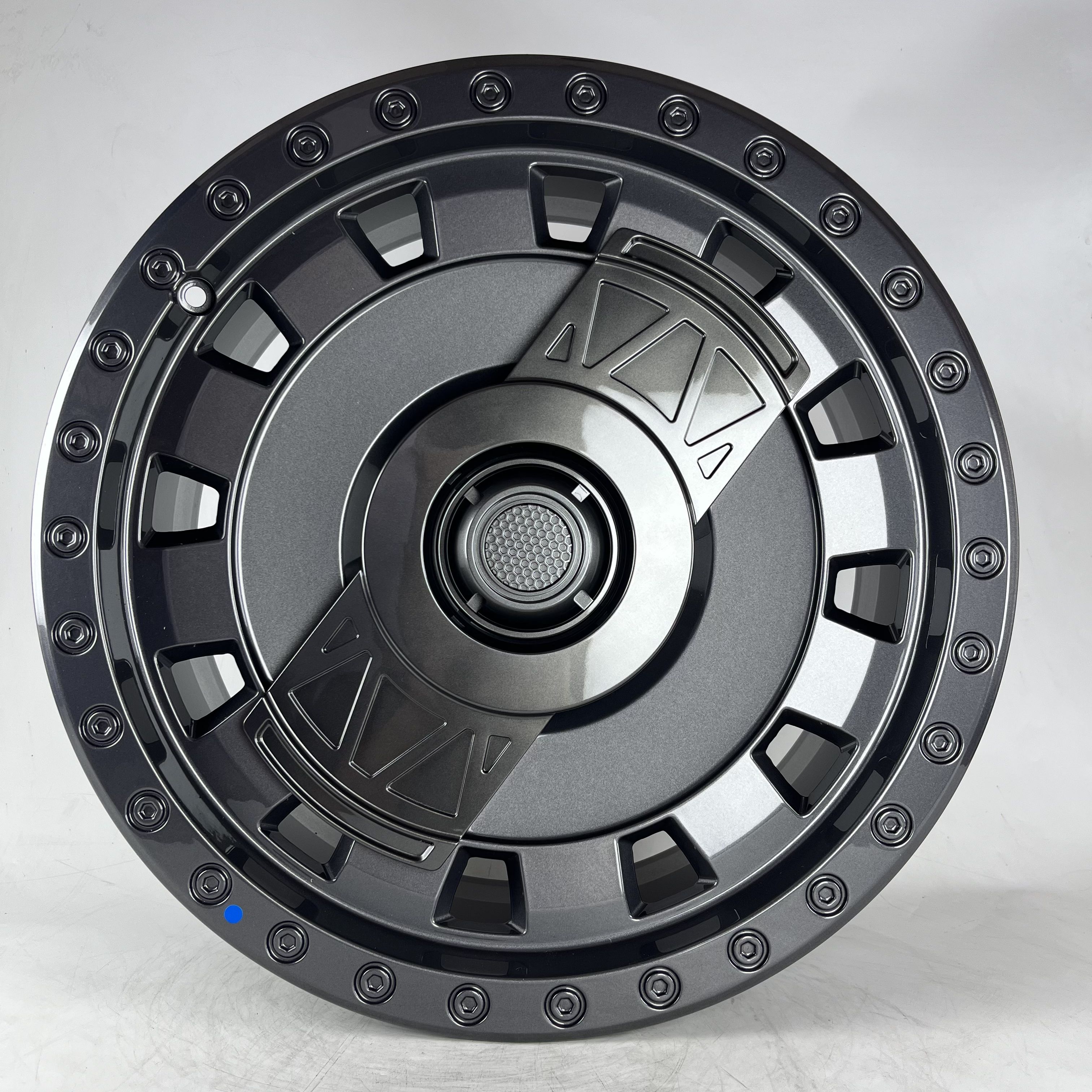 Revêtement complet gris pistolet de 20 pouces