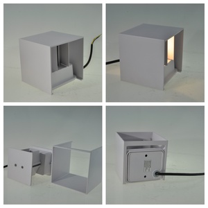 Lampada da Parete LED Moderna 6W con Base in Alluminio Regolabile, Illuminazione Esterna Quadrata <span class=keywords><strong>per</strong></span> Hotel e Giardini - Product Image 3