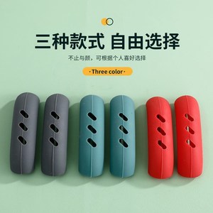 Silicone Pot Handle Sleeve Heat Insulating Anti Scalding For Casseroles Steamers Soup Pots Random Color Two Pack - Product Image 3