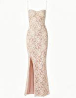 Robe longue d'été 2026 sexy et tendance pour femme, en maille unie, tissée respirante, avec empiècements en dentelle, bretelles spaghetti, taille élastique et coupe ajustée, style licou