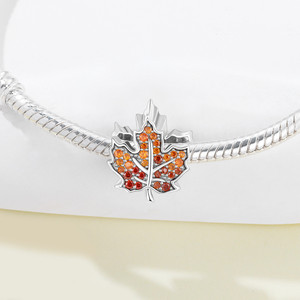 Pulsera original de cuentas de cobre blanco - Joyería con colgante de hoja de arce DIY, un accesorio personalizado adecuado tanto para hombres como para mujeres - Product Image 2