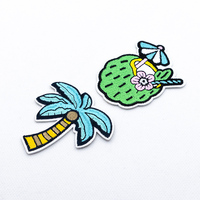 Vacances d'été à la plage - Patchs brodés sur le thème, bikini, plage ensoleillée, ordinateur - Broderie, Hawaï.