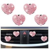 Diffuseur de parfum pour voiture en forme de cœur avec strass, clip de parfum en cristal diamant pour la décoration élégante de l'intérieur de la voiture