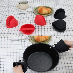 Guanti da forno in silicone con protezione per le dita, mini guanti resistenti al calore per cucina e barbecue, lavabili in lavastoviglie, stile vintage - Product Image 4
