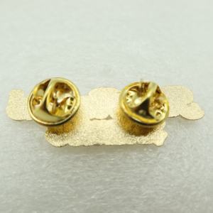 Placa de Identificación Personalizada Profesional en Metal Chapado en Oro con Acabado Esmaltado, Diseño Cursivo y Color Personalizado - Product Image 3