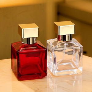 Botella de vidrio de spray de perfume transparente de color rosa rojo azul cuadrado de 50ml de <span class=keywords><strong>moda</strong></span> simple con tapa dorada - Product Image 4