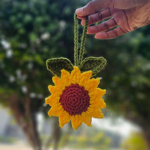 Breloque de sac tournesol au crochet faite main, en coton jaune et vert, style simple, écologique, accessoire porte-clés à vendre - Product Image 5