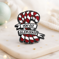 Broche en métal émaillé personnalisée en forme de canne à sucre de Noël pour cadeau de fête, lot en gros personnalisé avec boîte cadeau