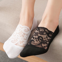 Summer Lace Thin Boat Short Socks Ladies Fashion Invisible No Show Socks for Women