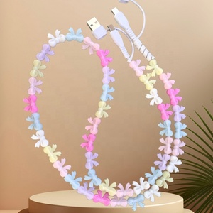 Chargeur de téléphone Type-C créatif DIY avec perles en forme de cœur, d'étoile et de nœud, coloré, en matériaux PVC/ABS/TPE pour ordinateur et téléphone portable - Product Image 4
