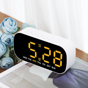 Réveil numérique LED pour enfants avec affichage de la température et de la date, grand écran, horloge de table pour chambre à coucher, salon, décoration de la maison - Product Image 2