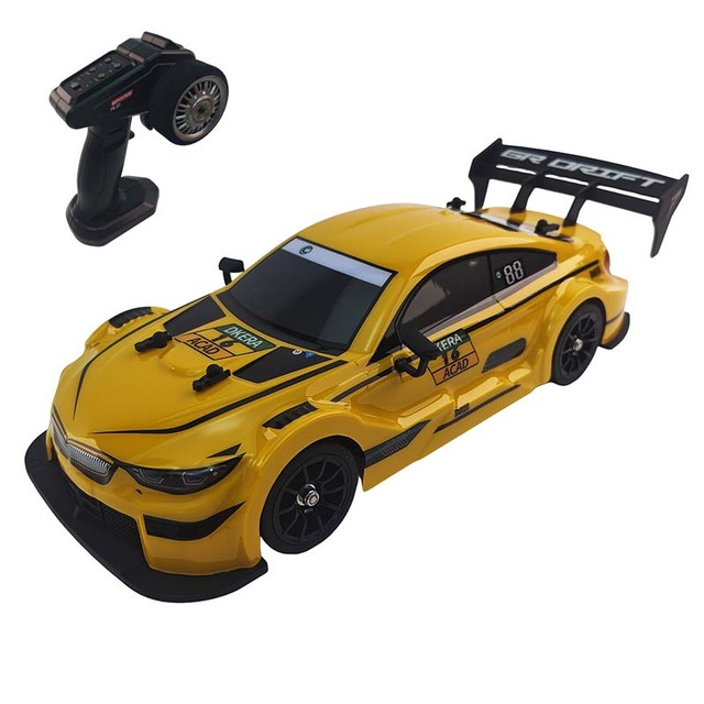 Hot Selling Remote Control Drift Car 2.4GHz 4WD Rechargeable Battery High Speed with Light PVC RC Car