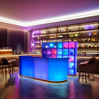 Vente chaude Comptoir de bar portable à LED avec réservoir d'eau Comptoir de bar mobile éclairé à LED pour discothèque Mariage Fête